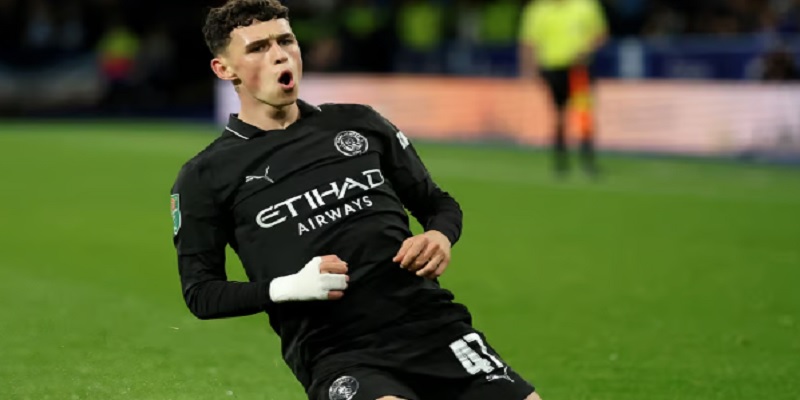 thong-tin-cau-thu-phil-foden-2